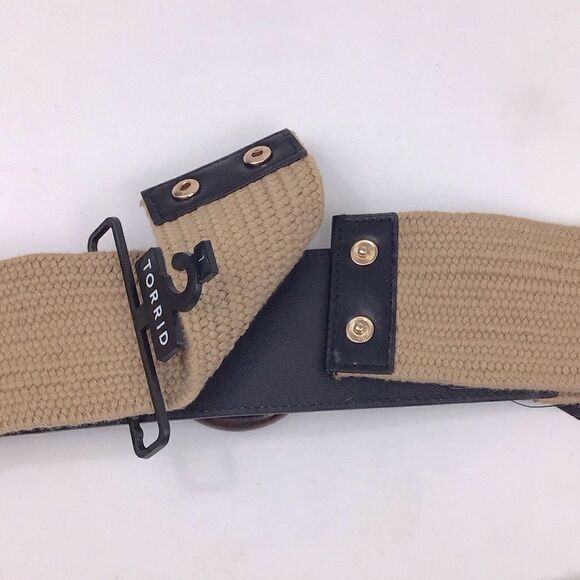 Torrid Black Leather Tan Woven Stretch Belt with Wood Circle NEW - Picture 5 of 8